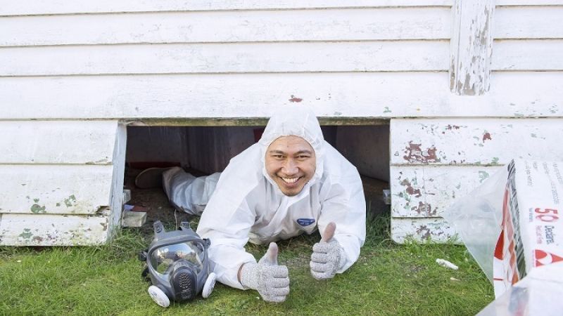 Underfloor Insulation Install 1 class=