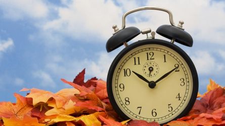 I Stock Autumn Clock Small